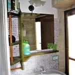 Bed & Breakfast La Pietra Rara