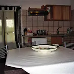 Bed & Breakfast La Pietra Rara