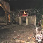 La Pietra Rara Bed & Breakfast