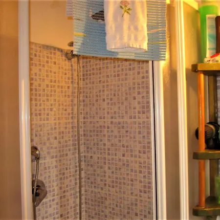 Bed and breakfast La Pietra Rara 4*