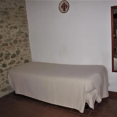 La Pietra Rara 3* Montone (Umbria)