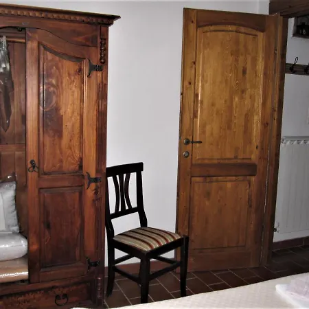 La Pietra Rara 4* Montone (Umbria)