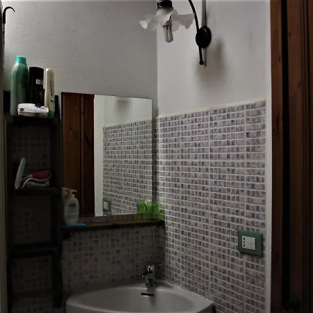 La Pietra Rara Bed & Breakfast *