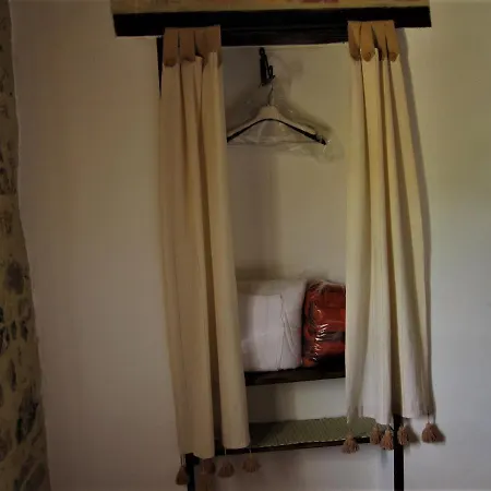 Bed & Breakfast La Pietra Rara