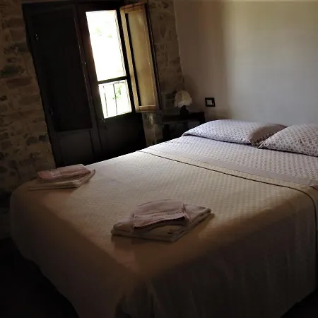 La Pietra Rara 3*
