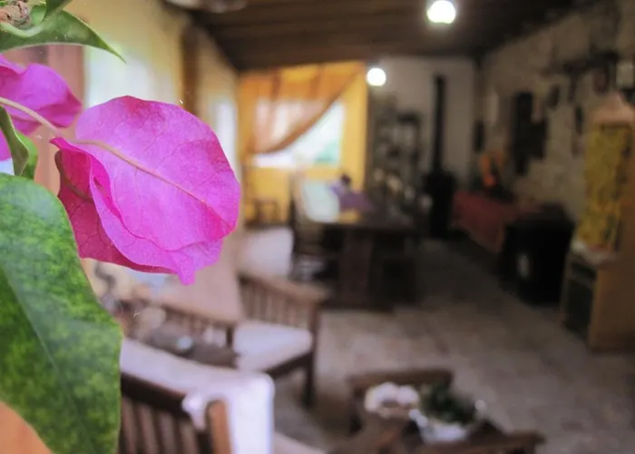 Bed & Breakfast La Pietra Rara 4*