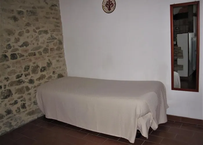 La Pietra Rara 4* Montone (Umbria)