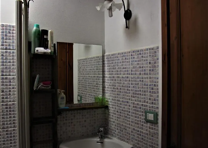 La Pietra Rara Bed & Breakfast 4*