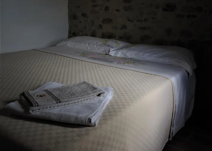 La Pietra Rara Bed & Breakfast 4*