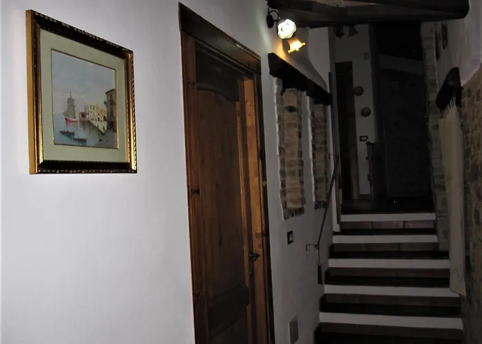 La Pietra Rara Bed & Breakfast 4*